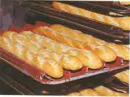 Grupo Martínmar panes en horno